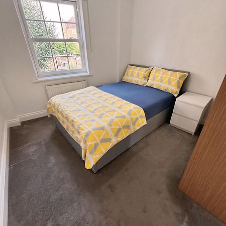 Double Bedroom In Clapham ロンドン エクステリア 写真